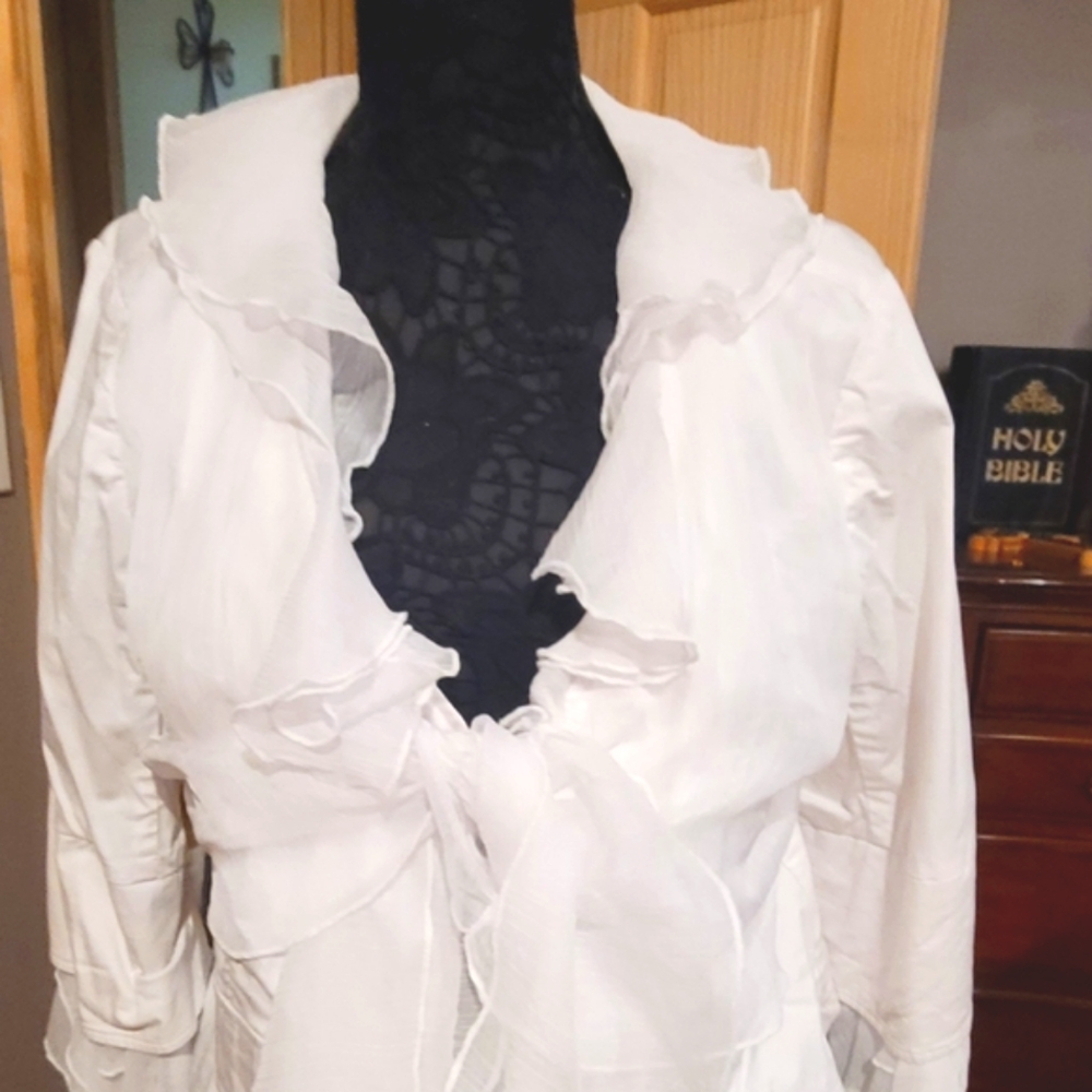 White Ruffled Blouse - Picture 2 of 7
